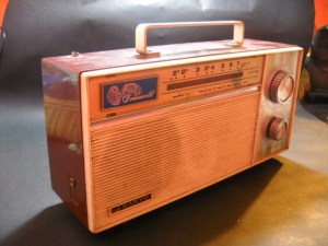 Radio Transistor SANYO -Antik 02